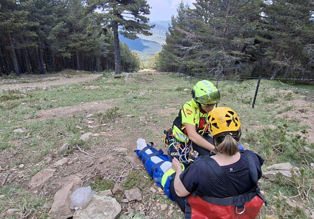 Rescatan a senderista herida en ruta de Los Tejos en Burgos