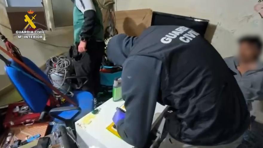 Detenidas siete personas en Almería por retener a un hombre durante 13 días para drogarle y robarle 40.000 euros
