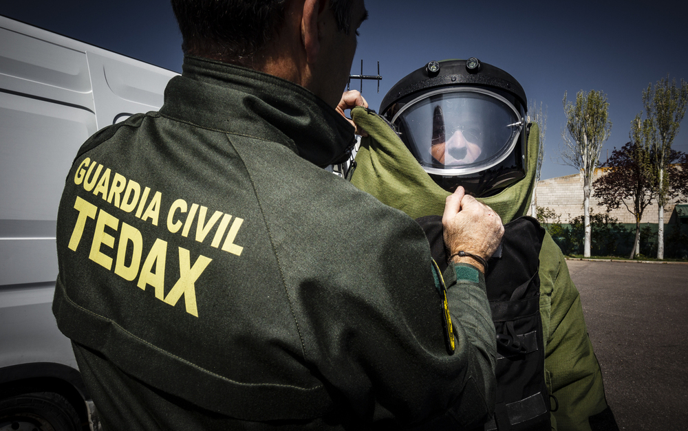 Encuentran un artefacto explosivo en la carretera de Navalpino