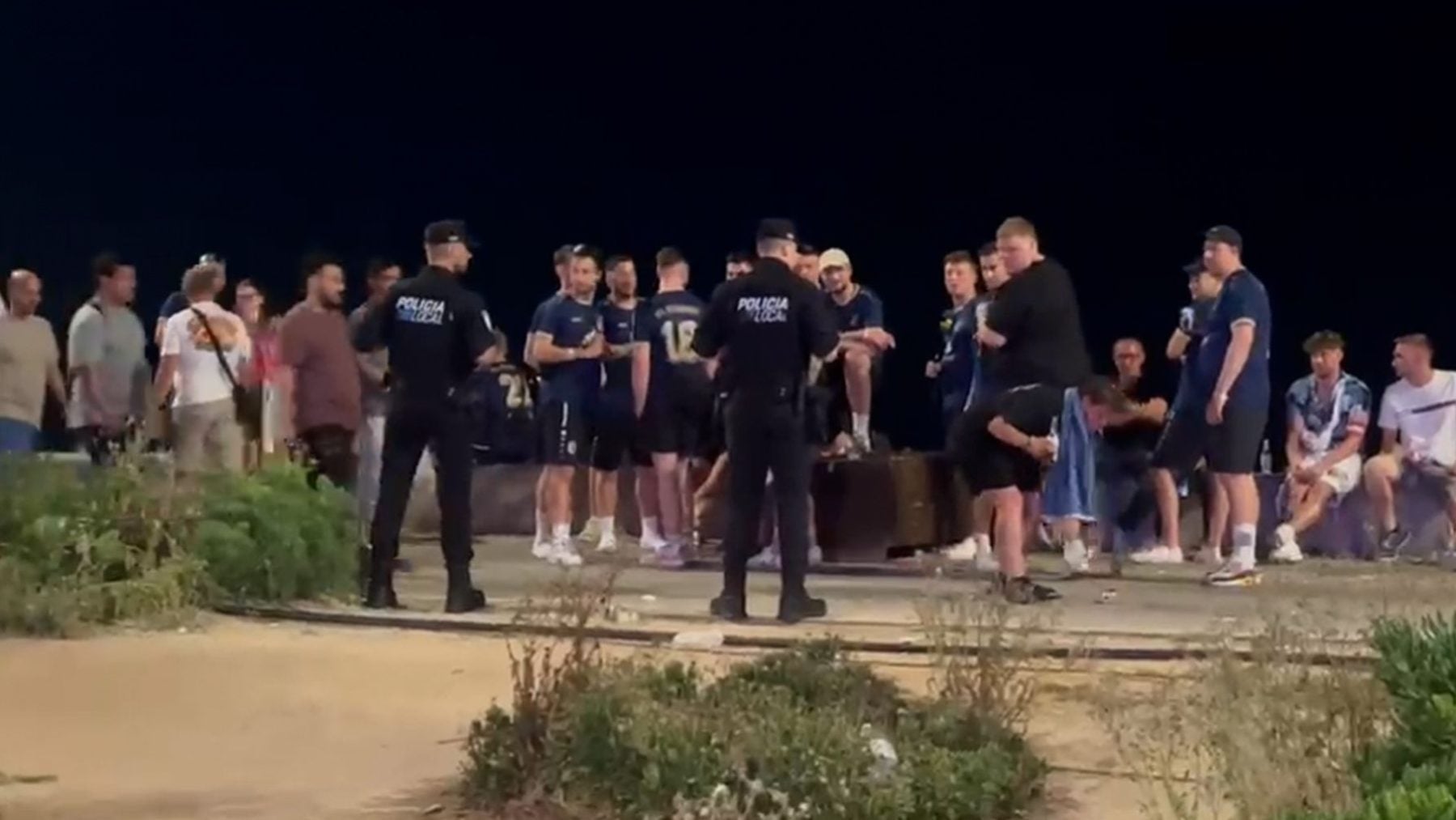 Tensión y descontrol en la Playa de Palma: la Policía despliega amplio dispositivo de vigilancia