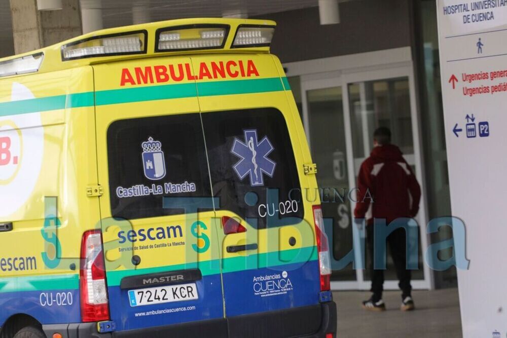 Muere un hombre tras salirse de la vía con un turismo