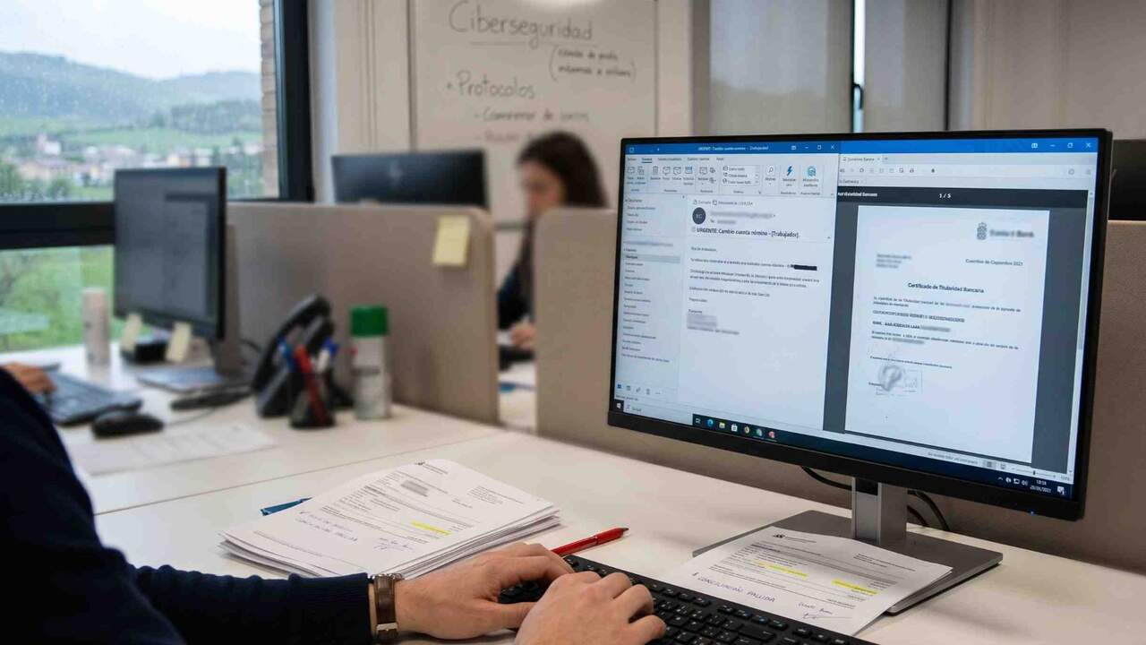 Una empresa navarra cae en una trampa informática para pagar la nómina de un trabajador a otra cuenta