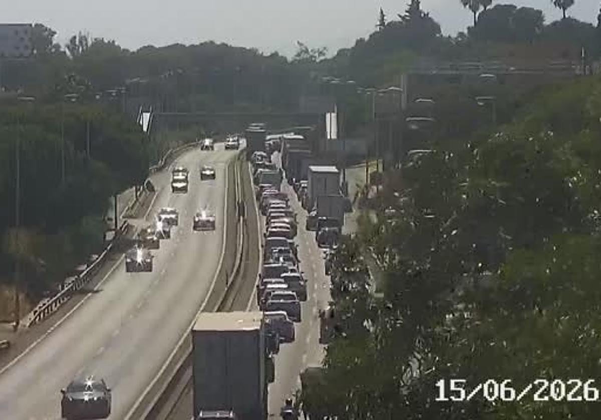 Accidente en la A-7 a la altura de Marbella causa retenciones de hasta siete kilómetros desde esta tarde
