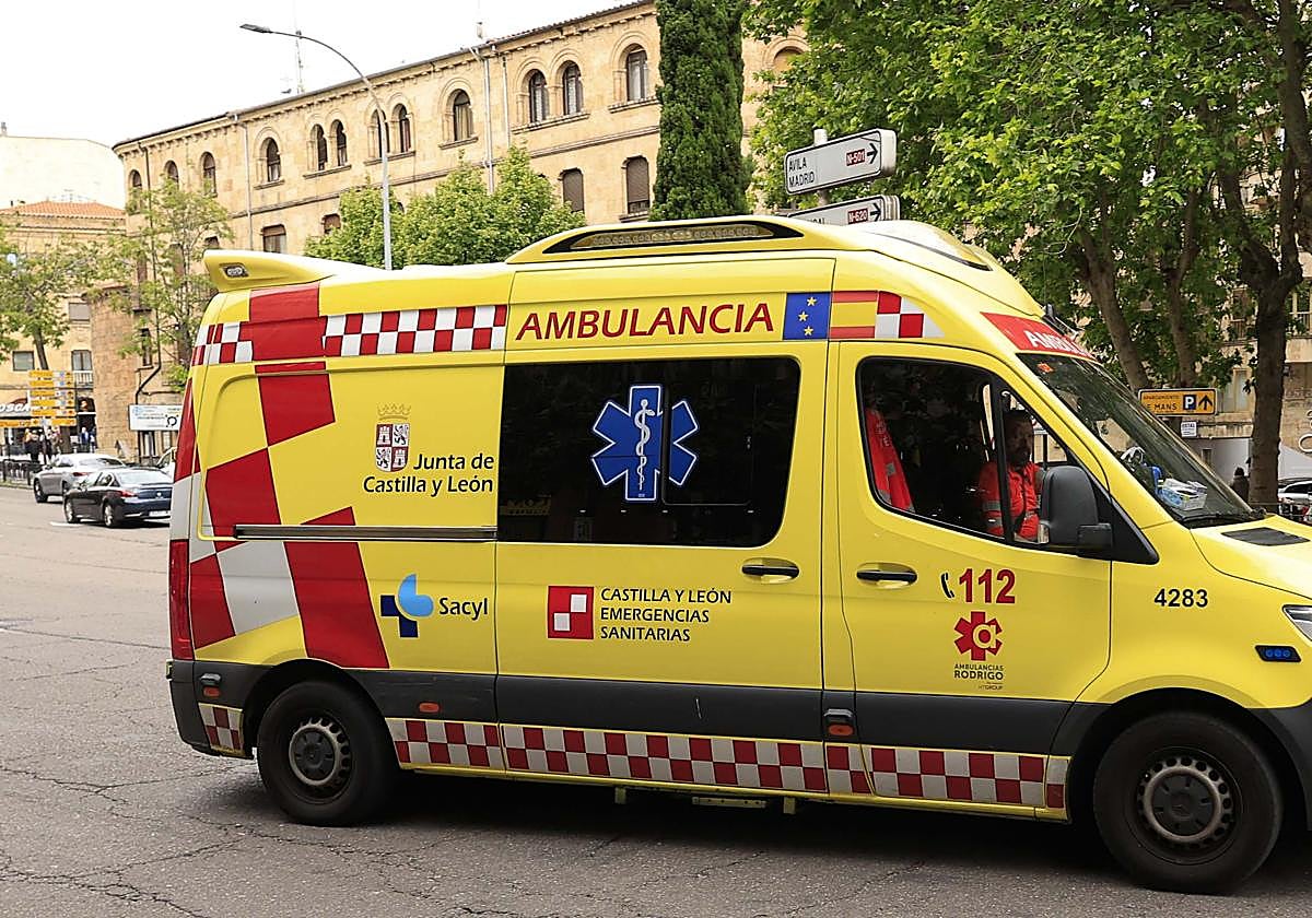 Trasladan a un varón de 80 años al Hospital de Salamanca tras ser atropellado en las Canteras de Villamayor