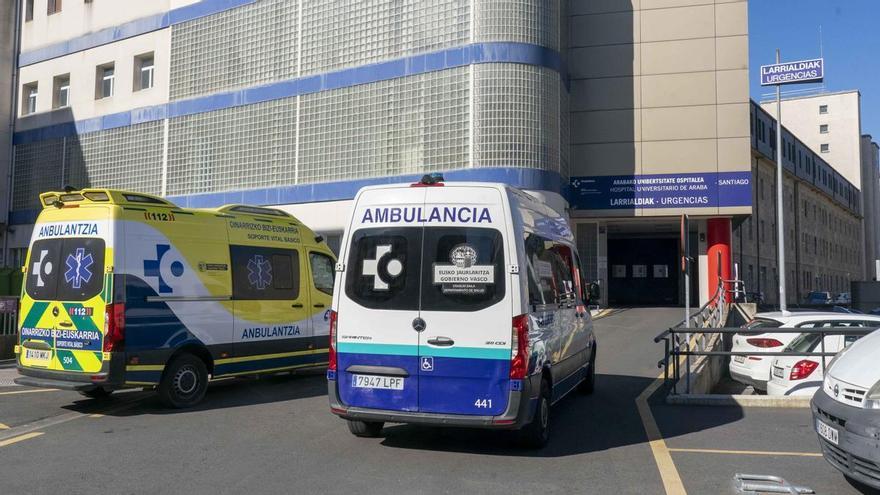 Seis menores hospitalizados en Vitoria por un golpe de calor tras averiarse su autobús en Kuartango