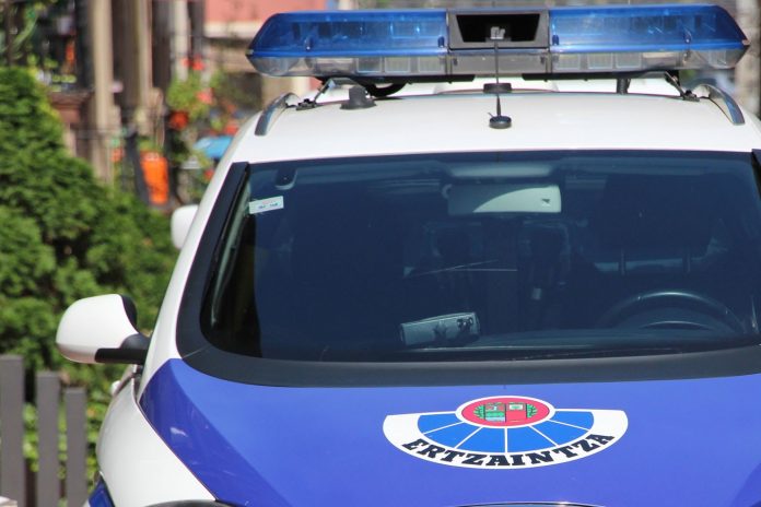 Cinco personas arrestadas por agresión grave a joven en Abanto-Zierbana