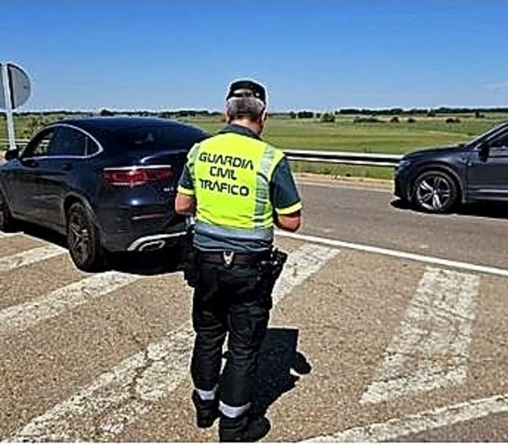 Investigado un conductor por circular a 215 km/h por la A-67