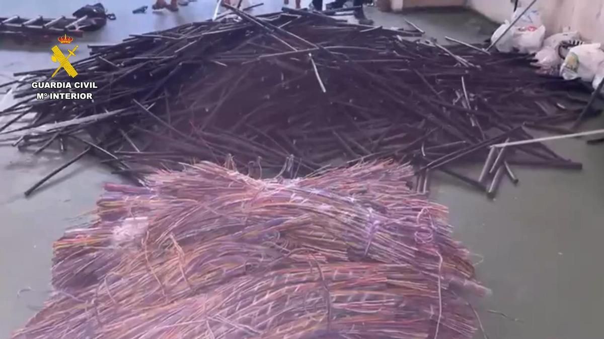 Desarticulada banda internacional especializada en robo de cable de cobre en España.