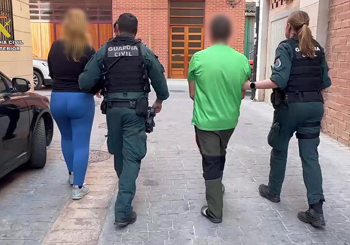 Desmantelan un punto de droga y encuentran a una menor fugada desde 2003