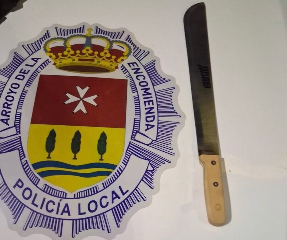 Detenido en Arroyo al portar un machete de grandes dimensiones