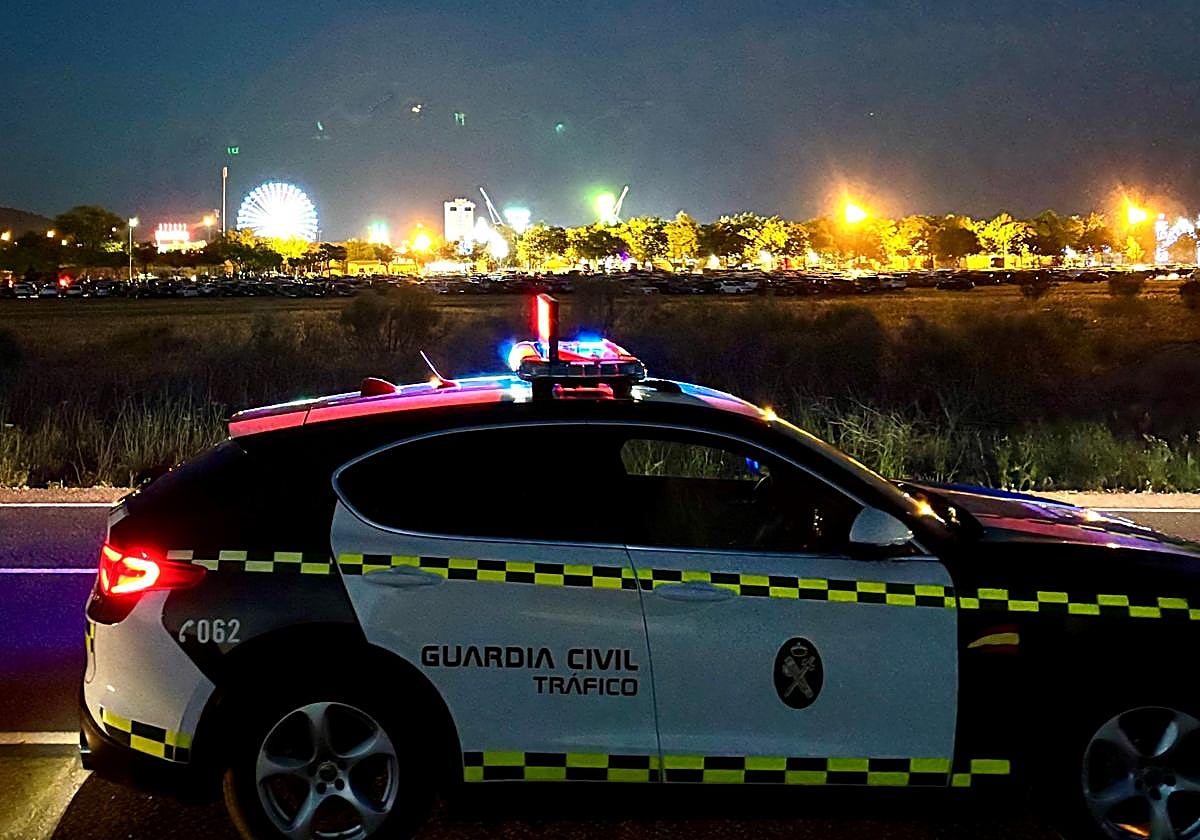 Un conductor huye de un control de alcohol y drogas en la feria de Cáceres y protagoniza una peligrosa fuga