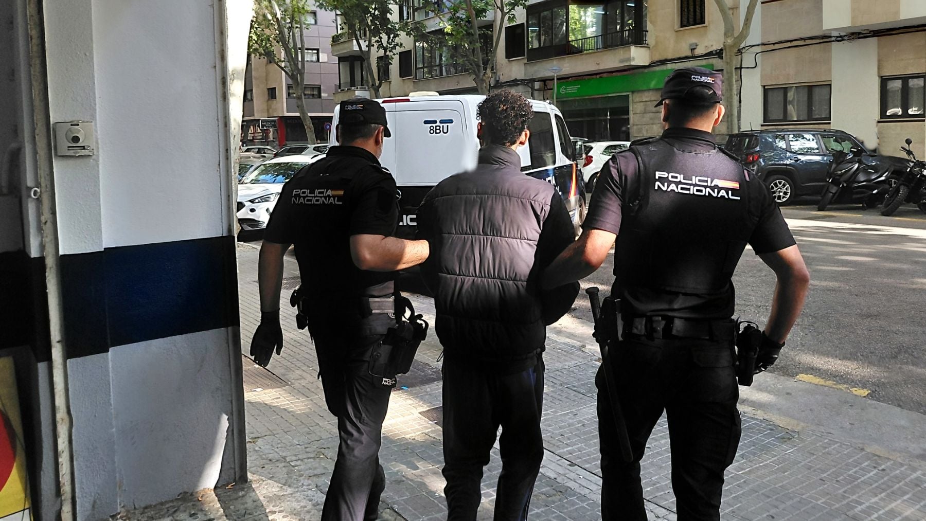 Detenido por asaltar con violencia a turistas en Palma: roba móviles, documentación y tarjeta bancaria
