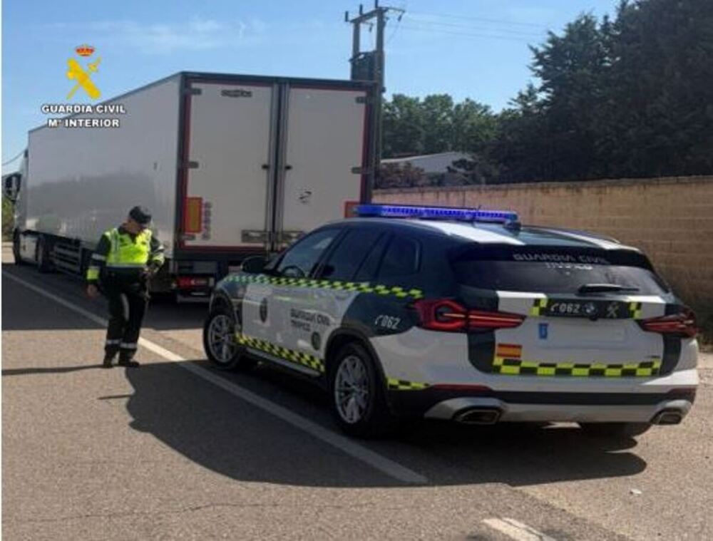 Interceptan a un camionero por cuadriplicar la tasa de alcohol