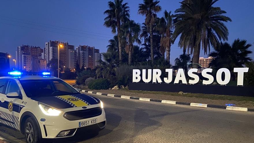 Un padre se entrega a la Policía tras matar al logopeda de su hijo acusándole de abusos sexuales