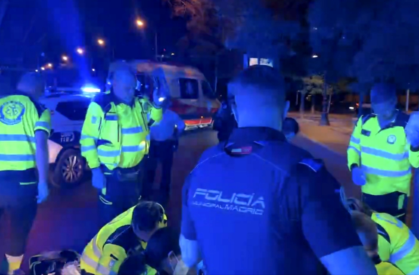 Castellana y Atocha se cobran dos heridos graves en un accidente y un atropello