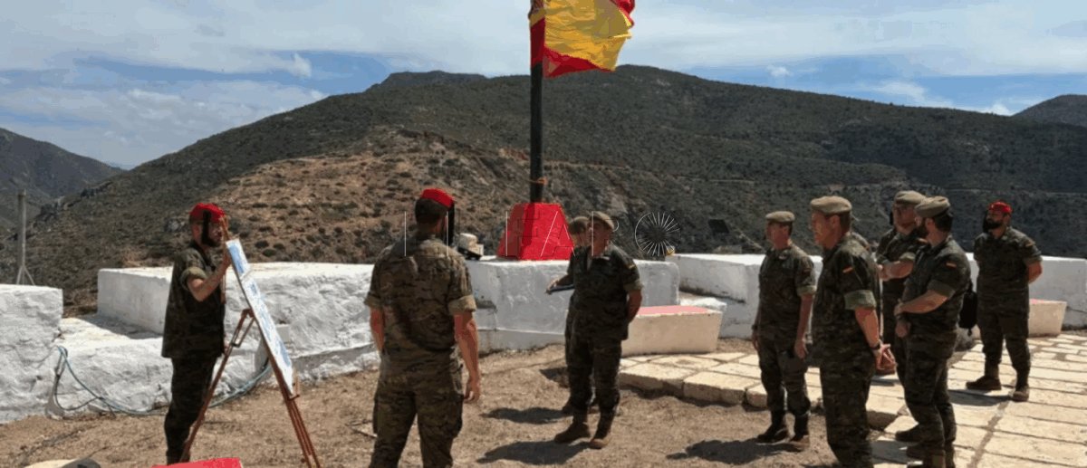 El Ejército intensifica la vigilancia en el entorno de Melilla con una inspección en Vélez de la Gomera y Alhucemas