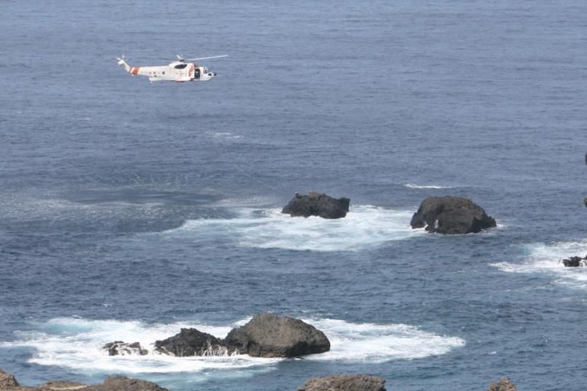 Evacuado en helicóptero un tripulante enfermo de un buque a 20 millas al este de Gran Canaria