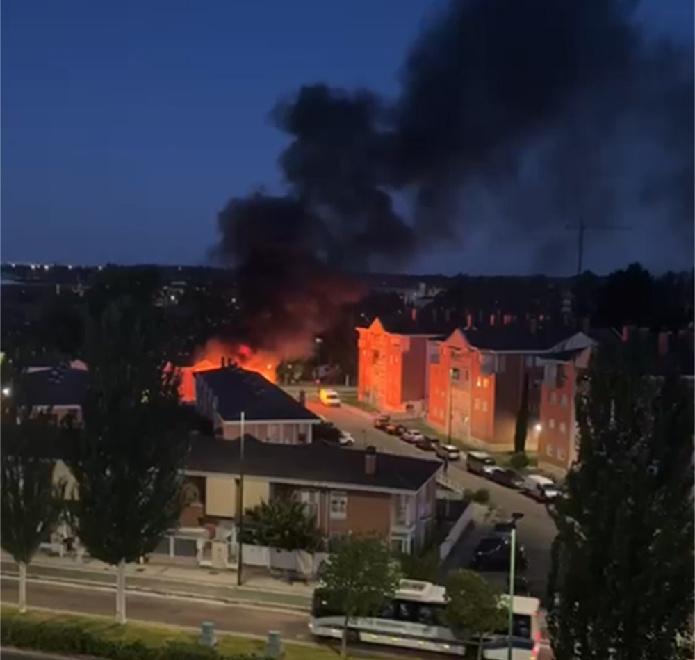 Una bombona explota durante una barbacoa y origina un incendio