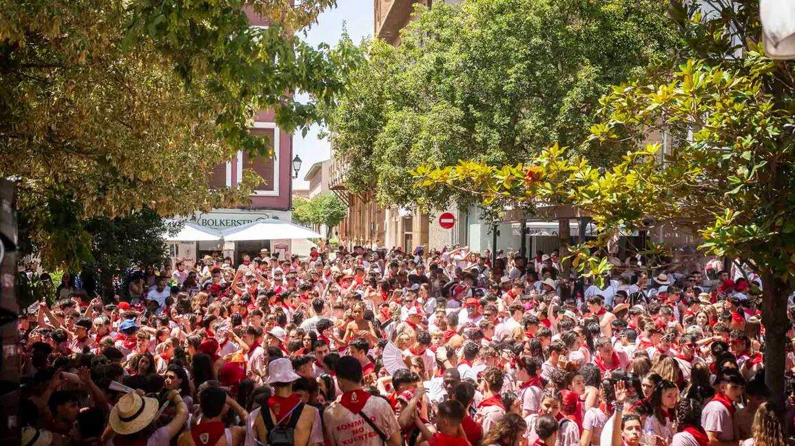 Graves incidentes con heridos obligan a suspender una fiesta de DJs por las fiestas de un barrio de Tudela