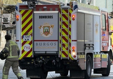 Atrapado el conductor de un camión tras incendiarse su cabina en un área de servicio de Burgos