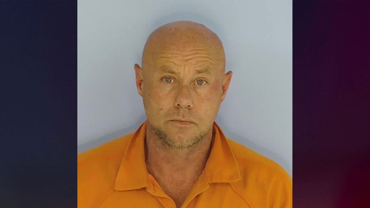 Hombre es condenado a 11 meses de prisión por intentar robar un cajero automático con un excavador robado en Florida
