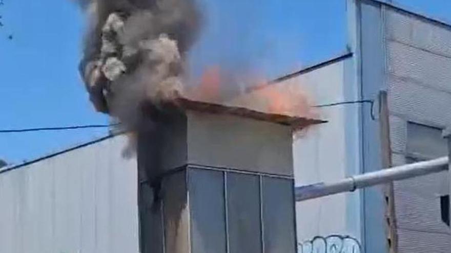 Pequeño susto en Aia tras incendiarse el silo de un aserradero