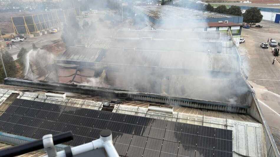 Incendio en San Juan del Puerto: Así quedó la fábrica de velas tras el fuego