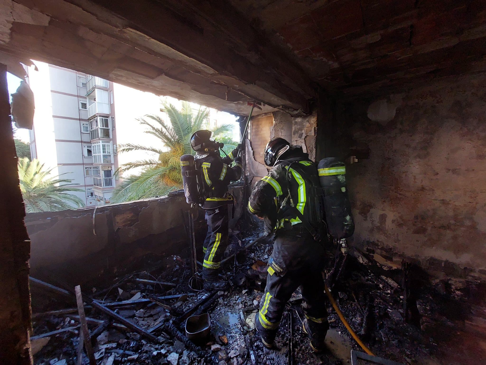 Incendio en vivienda de Latina deja 14 afectados y un herido grave