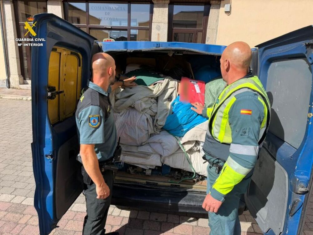 Intervenidos cerca de 3.000 efectos textiles falsificados en Segovia justo antes de las Ferias y Fiestas de la capital