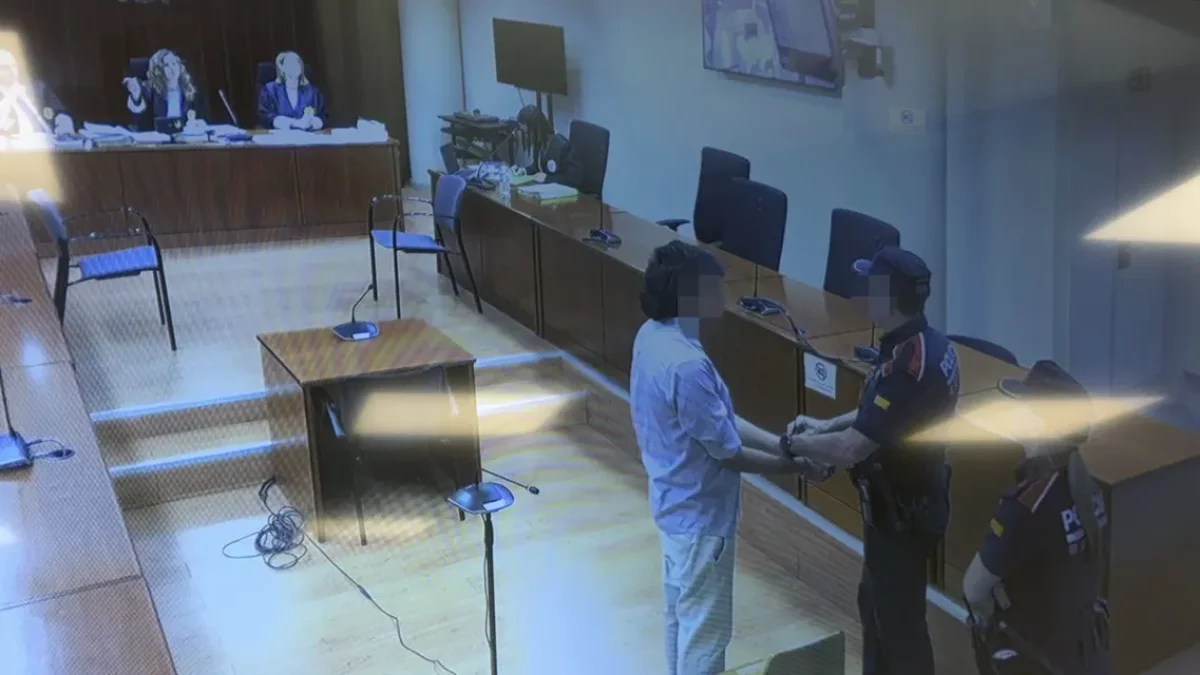 Acepta cinco años de cárcel por apuñalar al novio de su expareja
