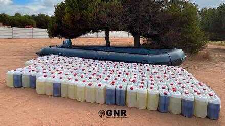 Incautados buque semirremolque, combustible y vehículos en operativo de la UCCF en Albufeira