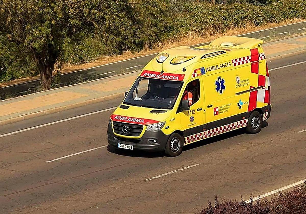 Herida una mujer al volcar con su turismo en Burgos