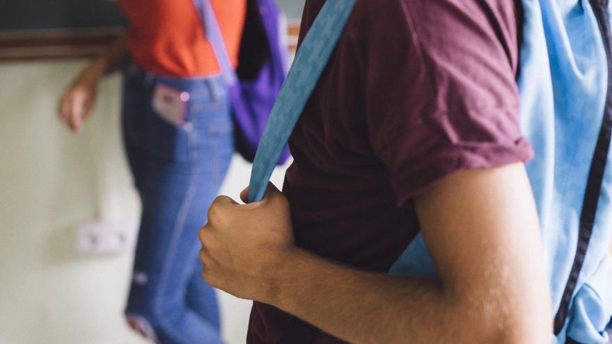 Apartado de forma cautelar un profesor en Málaga investigado por agredir sexualmente a una alumna menor