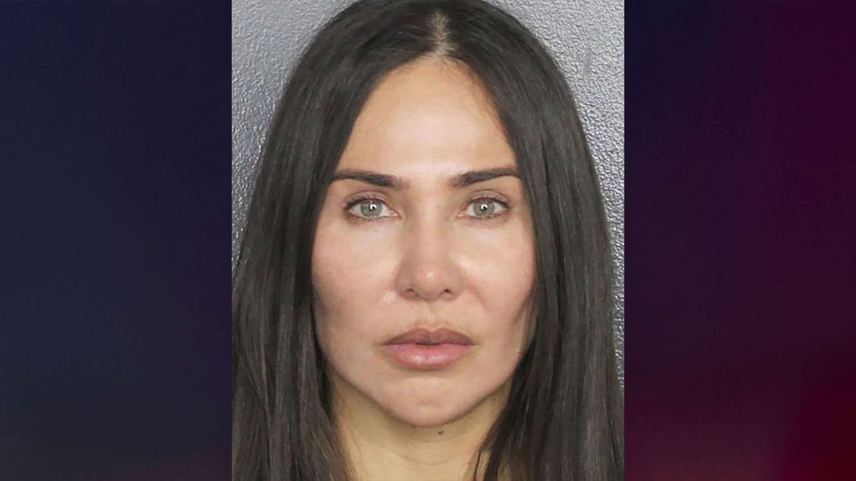 Sentencian a cuatro años de prisión a mujer por homicidio involuntario tras muerte de influencer en procedimiento estético ilegal