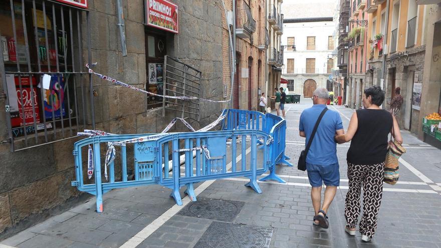 Testigo del atropello en Iruñea: "Mi hermano se ha metido debajo del camión pero las tres personas estaban totalmente atrapadas"