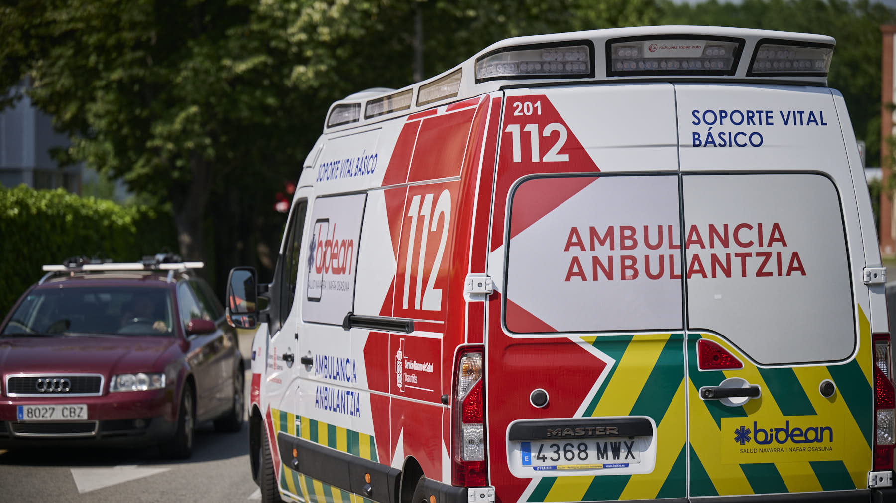 Una mujer muere en Navarra tras chocar el coche en el que viajaba contra un camión de ganado