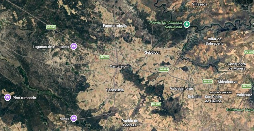 Tres heridos en una colisión entre dos coches en la SG-205