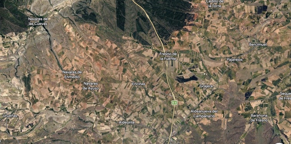 Cuatro heridos tras volcar un coche en la A-1