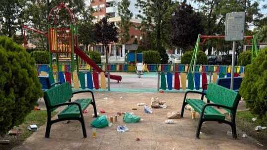 Un parque de Huelva tomado por los problemas nocturnos: jeringuillas, basura y drogas alertan a los vecinos