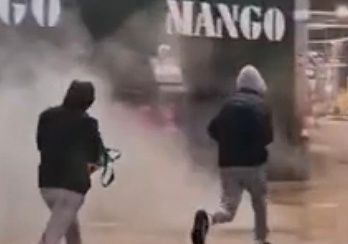 La Policía Nacional esclarece el atraco a una joyería del CC Las Terrazas y detiene a cuatro personas