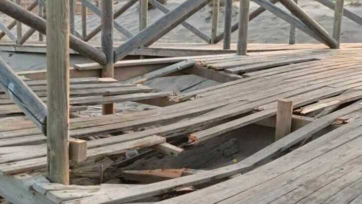 Preocupante ola de actos vandálicos en Ayamonte: destrozos en infraestructuras municipales