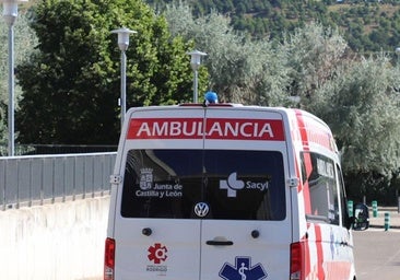 Atrapados tres menores y una mujer en el vuelco de un coche ocurrido en la provincia de Burgos