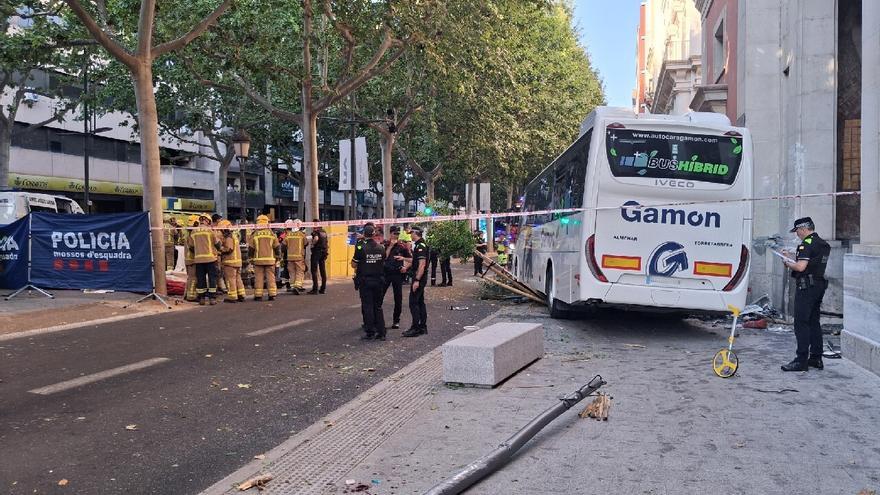 Al menos 35 heridos en un accidente de autobús, cuatro de ellos en estado crítico, en Lleida