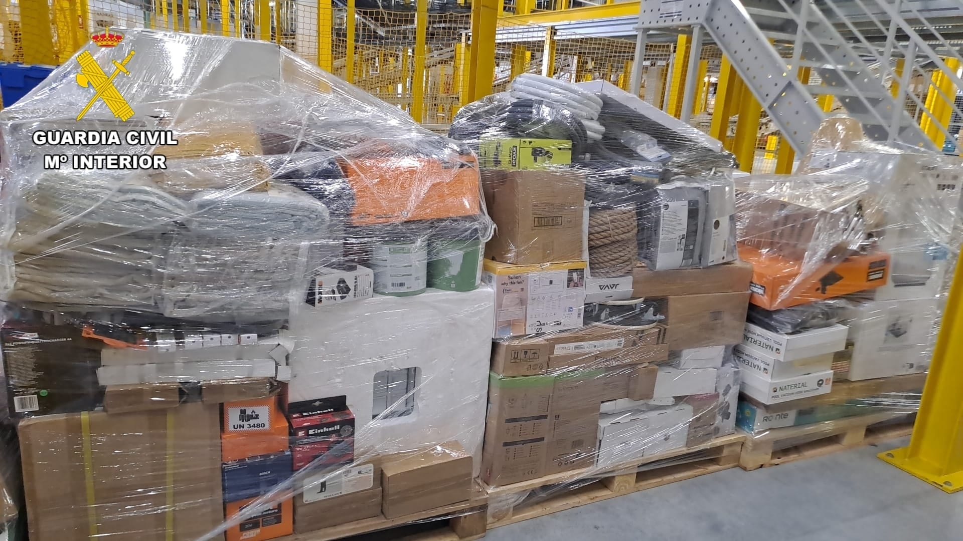 https://www.lacronica.net/los-ladrones-de-la-carga-eran-los-propios-camioneros/
