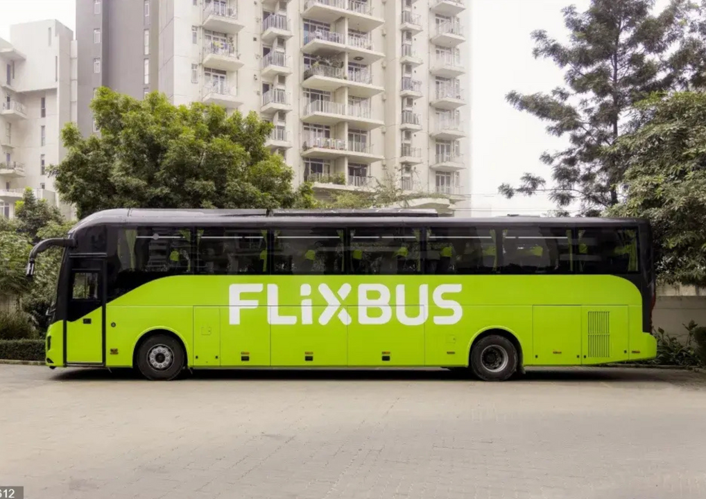 Un conductor de FlixBus abandona a una niña de 11 años en un área de servicio en el distrito de Beja