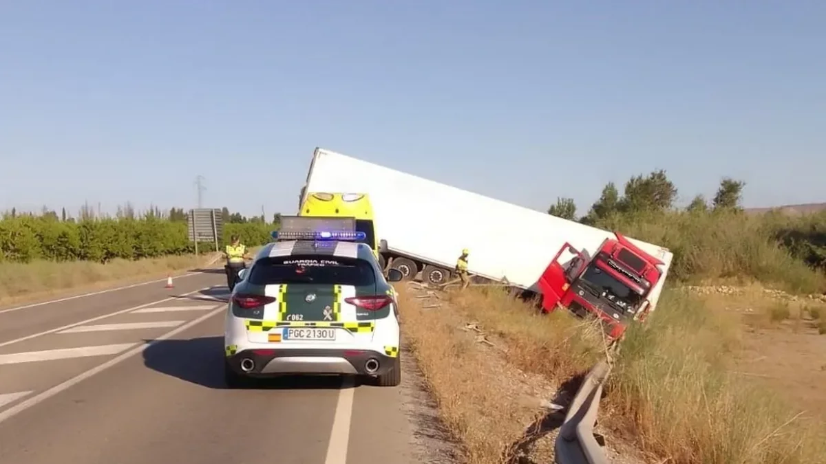 Detenido conductor de camión articulado por dar positivo en alcoholemia en la Franja