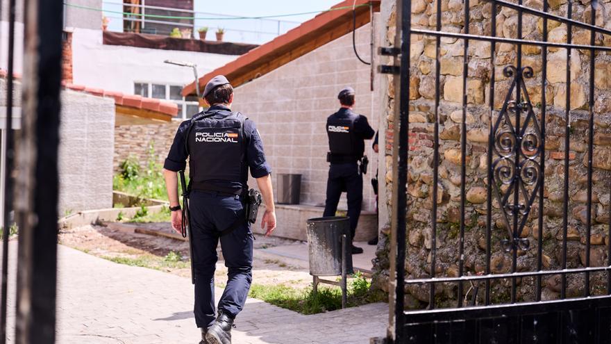 Detenido un corredor de seguros por estafar 32.500 euros con pólizas falsas a ocho clientes