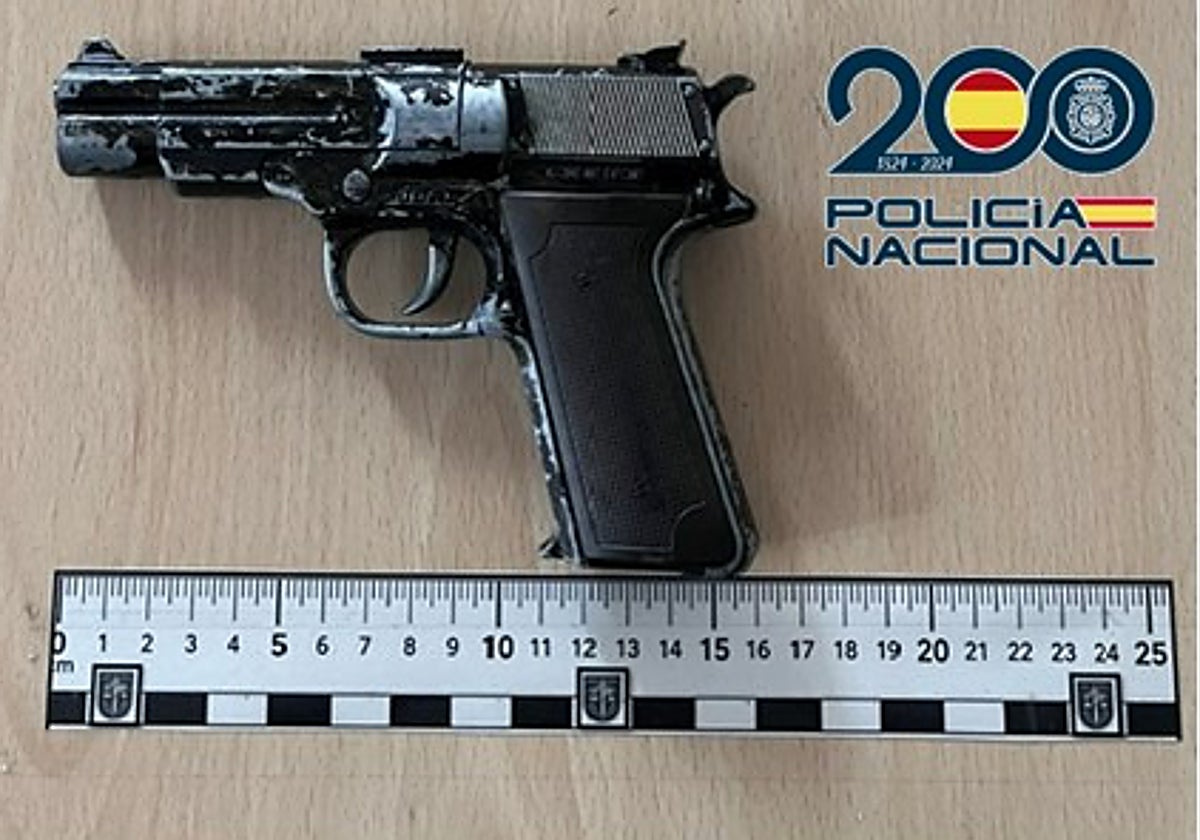 Detenido en Las Palmas de Gran Canaria un hombre por intimidar a viandantes con una navaja y un arma de fuego simulada
