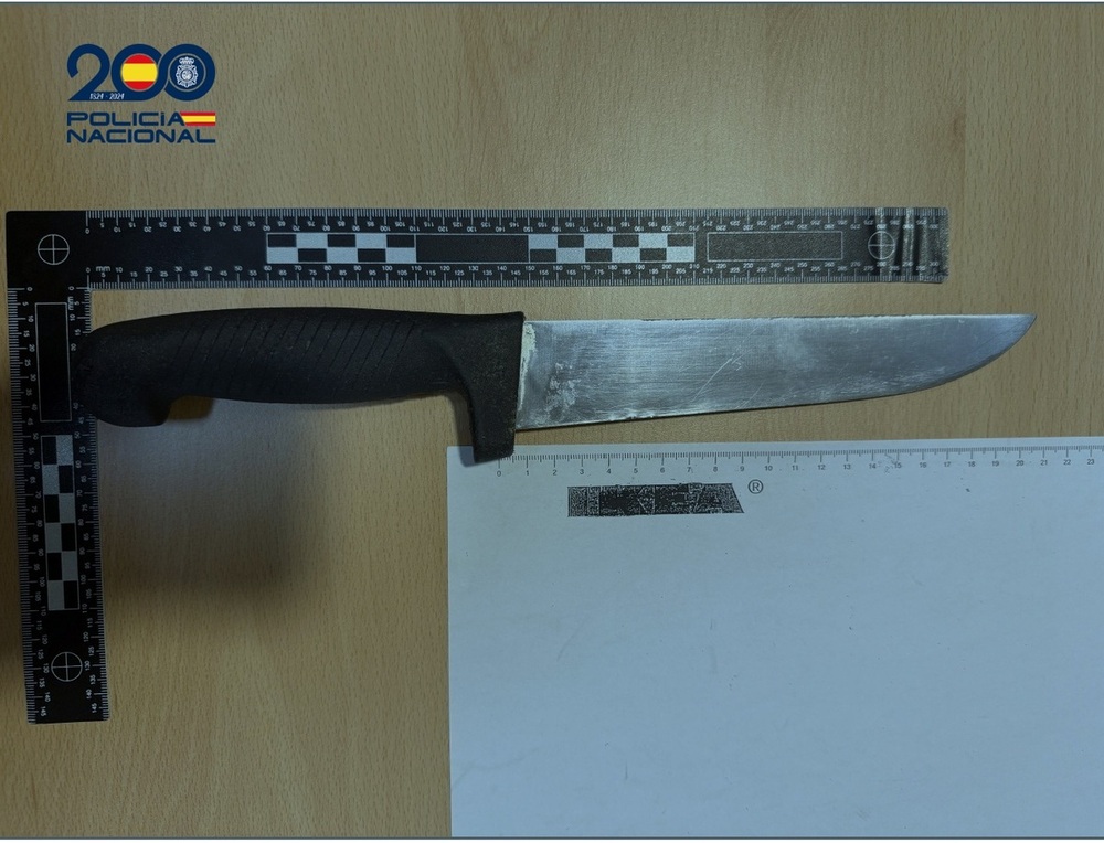 Detenido tras amenazar con un cuchillo en un bar