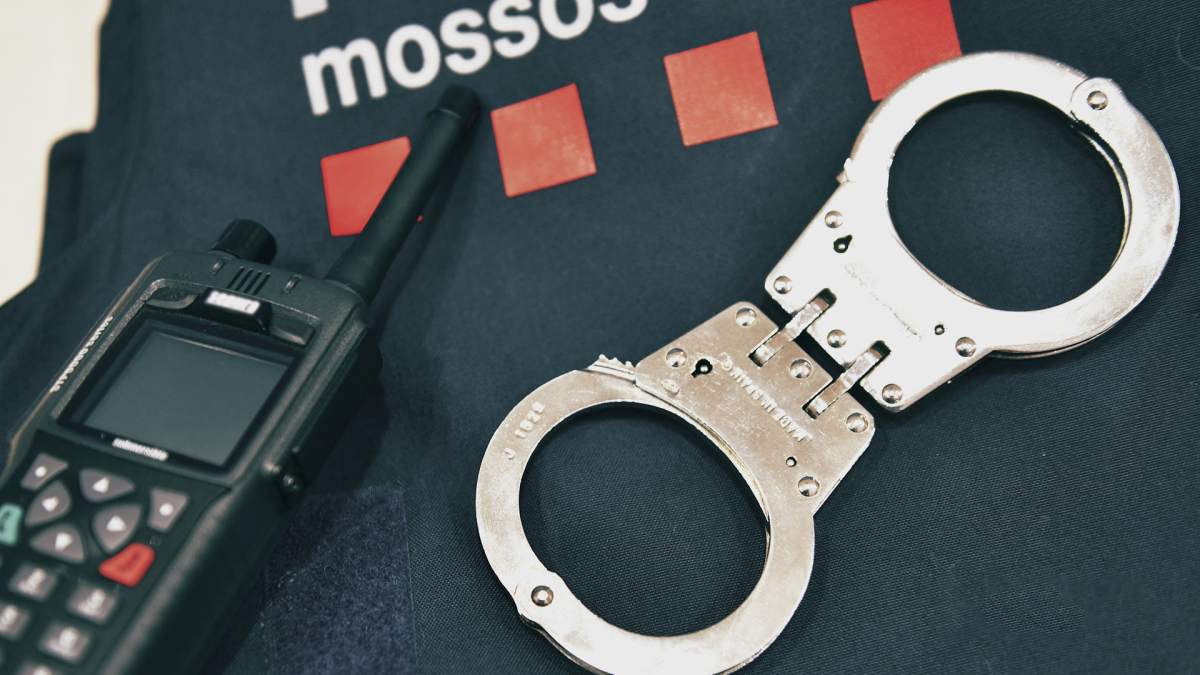 Detenido en Sant Celoni un hombre con más de 50 antecedentes por robar catalizadores de vehículos
